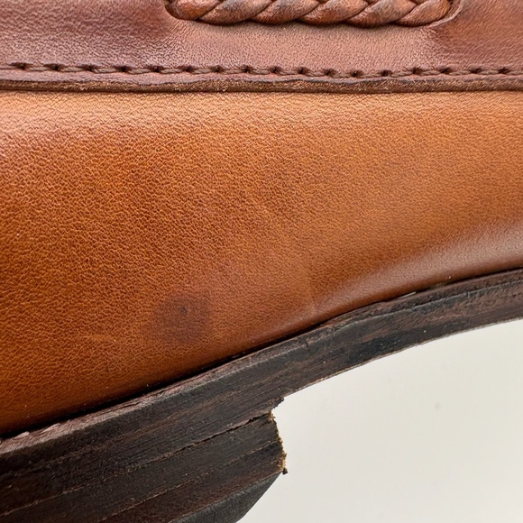 Allen Edmonds Woodstock Tan/Mahogany Leather Tie/Tassel Accent Slip On Loafer - Picture 15 of 15